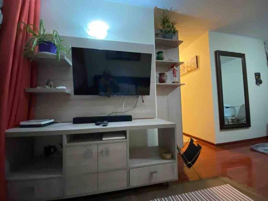 Cómodo Departamento en el centro de Stgo Apartamento Santiago de Chile Exterior foto